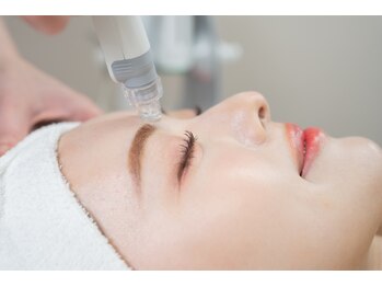 リリベル(LilyBell)/スキンゼニスhydro毛穴洗浄