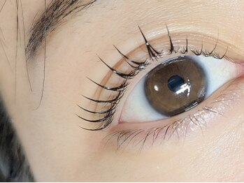 エミ(EMI)の写真/こだわり空間のプライベートサロン*自然体で印象UP！まつげパーマ￥4800/マスカラパーマ￥5300