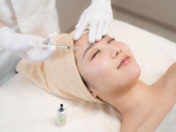 モモ(MOMO)の写真/【美白ケア×すっぴんも褒められる透明肌】美容専門歴10年以上のプロが肌質を見極め最適な肌ケアを提供◎