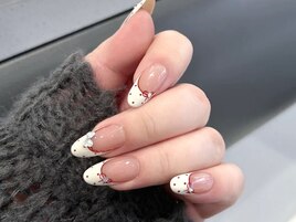 大人シンプルネイル