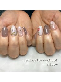 フラワーネイル