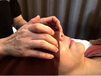 リラックスサロン(Relax salon)の写真/24時まで営業★【本格整体60分¥3550】今日の疲れは今日スッキリ♪駅近でお仕事帰りにも通いやすいサロン◎