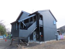 エイト(Eight)/外階段から2階へお越しください