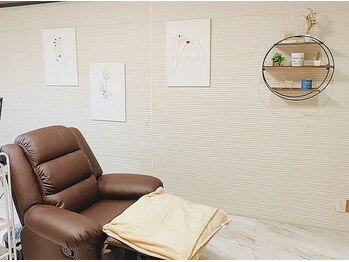 エモーション 境店(emotion)/個室