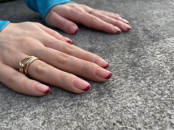 ニマ(nima)/フレンチネイル