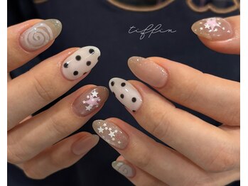 ネイルサロン ティフィン(tiffin)の写真/【キッズスペース有り】家事・育児で忙しいママさんも気軽にネイルを楽しめる♪綺麗でいたいを叶えるサロン