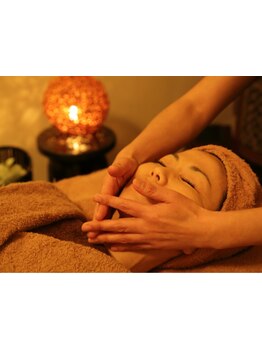 ホウレイ線・たるみ改善！予防ケア