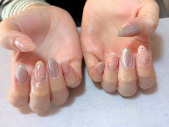 シーハウス(c house)/ビジューネイル