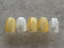 エールルーム 中目黒(aileroom)/春yellowアート