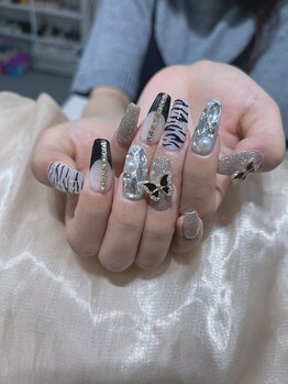 クイーンズビューティーサロン 歌舞伎町店(Queen's beauty salon)/ チップアートやり放題&つけ放題