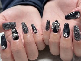 ブラックネイル byワカツキ