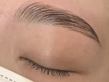 アイアム アイビューティースタジオ(I am EYE BEAUTY STUDIO)の写真/SNSで話題のハリウッドブロウリフト☆自分に合った毛流れにより、個性を引き立てる最新のアイブロウ!!