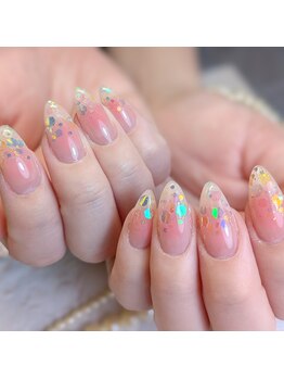 チークネイル　ホログラデ