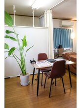 プラディンケリエ/内観