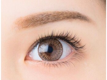 ビューティーサロン ココ 西尾店(COCO)の写真/ナチュラルに洗練されたまつ毛◆負担を最小限に抑え理想のボリュームを実現【フラットラッシュ120本¥4900】