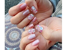 ビジュー　キラキラ　ストーン