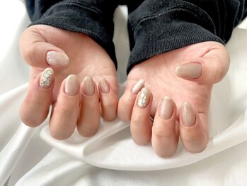 ヤシネイル(Yashi Nail)/シンプル持込 マグネットハート
