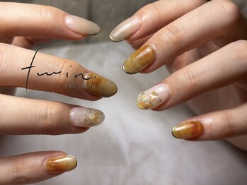 ツイン(twin.)/フェミニンコレクション