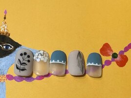 カジュアル草花ネイル