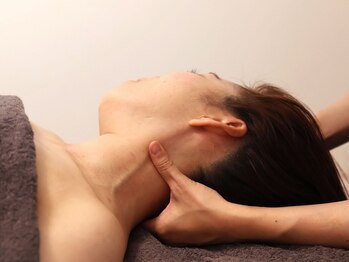 シェノン(Chainon)/【オイルリンパマッサージ】