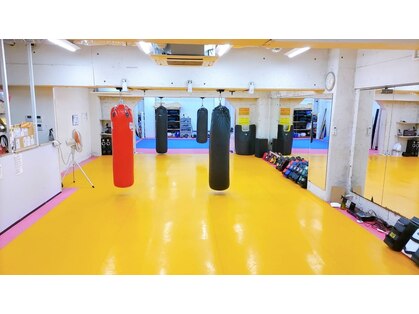レグルス 池袋の写真