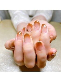 大人系グラデーションネイル