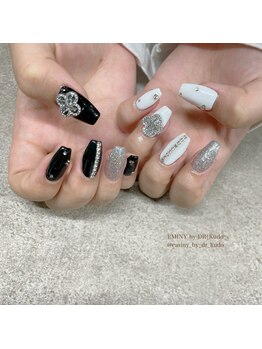 エミニーバイディーアール(EMINY by DR)/モノクロネイル