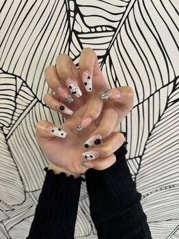 キティちゃんネイル