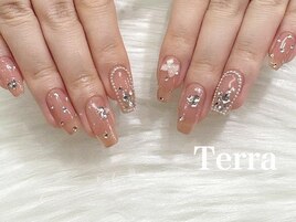キラキラ　ピンクネイル