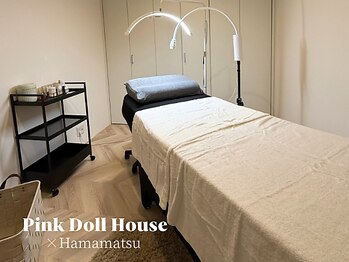 ピンクドールハウス 浜松店(Pink Doll House)の写真/《9:30~22:30まで営業》お仕事帰りやイベント前日等も◎高持続のフラットラッシュで貴方の理想を叶える★