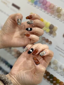 エムクイン(M.Queen)/韓国系