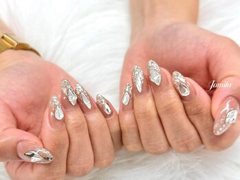 ジャミーラ/キラキラ美人ネイル