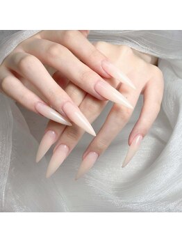 KOTORA NAIL 錦糸町｜韓国ネイル・マグネット・長さだしの写真/【大人可愛いシンプル系】ワンカラーや上品なマグネットが大人気★フォルムと艶にこだわるワンランク上の爪