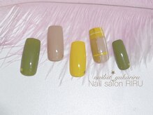 リル(RIRU)/チェックネイル