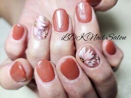 フラワーネイル