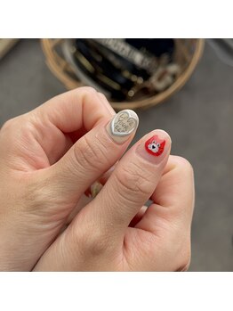 ホワイト ルシェ(WHITE×luce)/持ち込み/落書き/ネイル