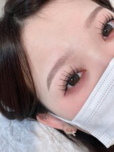 アテプラス(ate+)/眉毛＋LEDマツエク