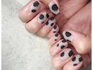 ちょい可愛いマット感ネイル