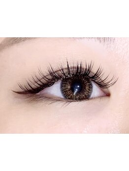 ボリュームのある目元にしたい