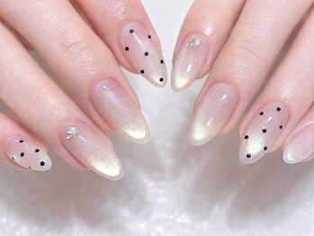 ヴィヴィアンビューティ ネイルアンドアイ Viviean Beauty Nail & Eyeの写真/丁寧な接客とプロの提案で“なりたい”を叶える♪一緒にわくわくしながらデザインを考えましょう☆
