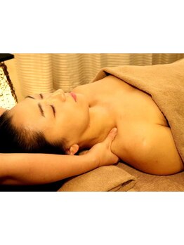 首・肩のつらさを改善したい