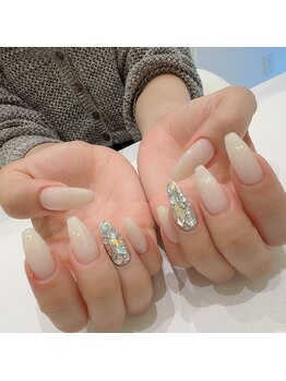 埋めつくしネイル.