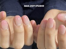ネイルドットスタジオ 堺筋本町(NAIL DOT STUDIO)/ピンクグラデーション