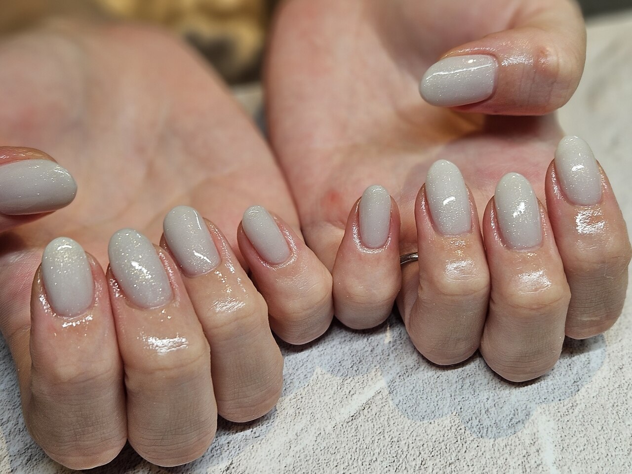 ホワイトワンカラー 2026年冬トレンド】ホワイト ワンカラー ハンドのネイルデザイン集