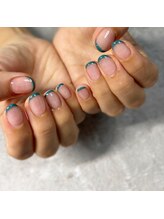 ルート12/フレンチネイル