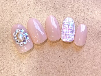 ツィードネイル