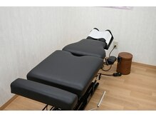 東邦鍼灸院 接骨院 上石神井駅前店/トムソンベッド