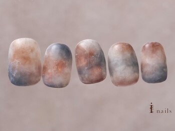 にじみグラデ空色ニットネイル