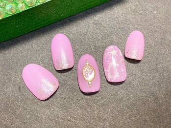 クイーンビー(QUEEN BEE)/12月定額ネイル¥6900