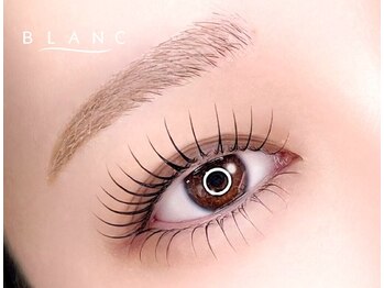 アイラッシュサロン ブラン 天王寺ミオ店(Eyelash Salon Blanc)の写真/【下向きまつ毛やくせ毛も解決★】瞼のリフトup効果も◎根元から立ち上げるパリジェンヌラッシュリフト♪